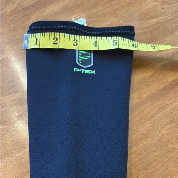 P-TEX Black Knee Compression Sleeve with Green Accents - Picture 3 of 4